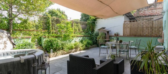 3 bedrooms Apartment in Florence, Italy No. 372462 4