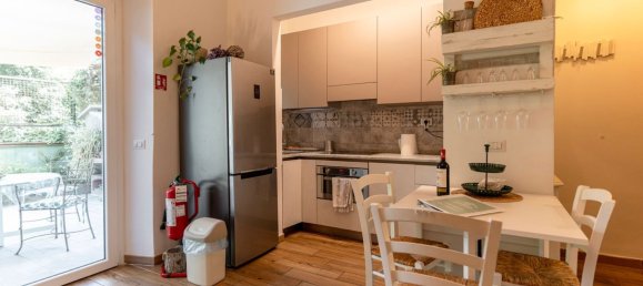 3 bedrooms Apartment in Florence, Italy No. 372462 7