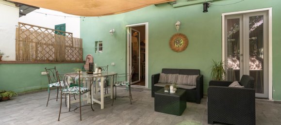 3 bedrooms Apartment in Florence, Italy No. 372462 3