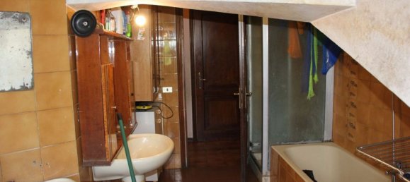 5 rooms Apartment in Castelli Calepio, Italy No. 4881 14