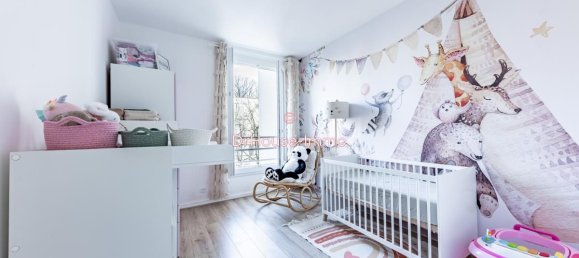 3 chambres Duplex à Maurepas, France No. 127330 11