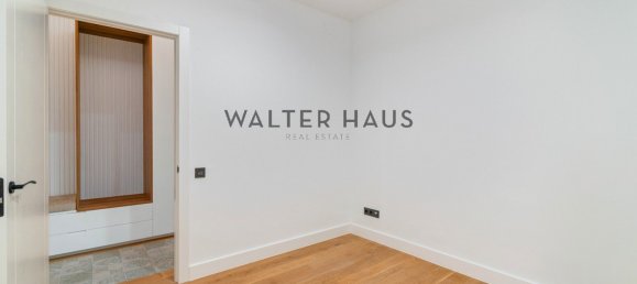 4 bedrooms Apartment in Eixample, Spain No. 148701 23