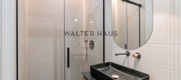 4 bedrooms Apartment in Eixample, Spain No. 148701 18