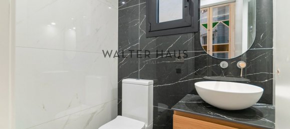 4 bedrooms Apartment in Eixample, Spain No. 148701 20