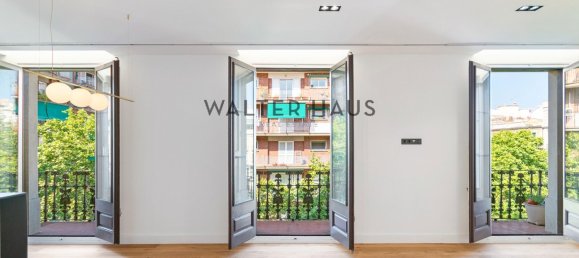 4 bedrooms Apartment in Eixample, Spain No. 148701 2