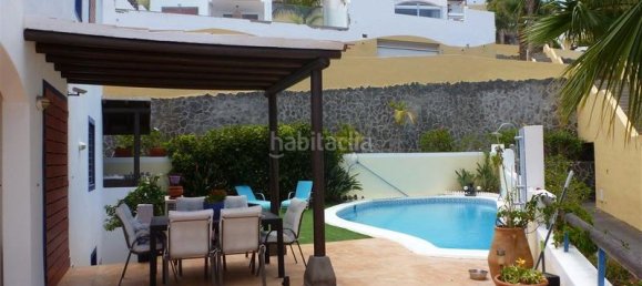 Casa de 4 dormitorios en Adeje, Spain No. 28126 2