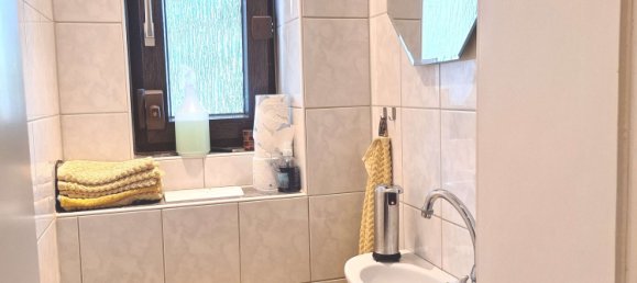 Таунхаус с 2 спальнями в Дуйсбург, Германия № 257856 9