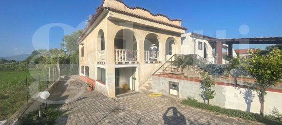 6 rooms Villa in Cellole, Italy No. 300121 4