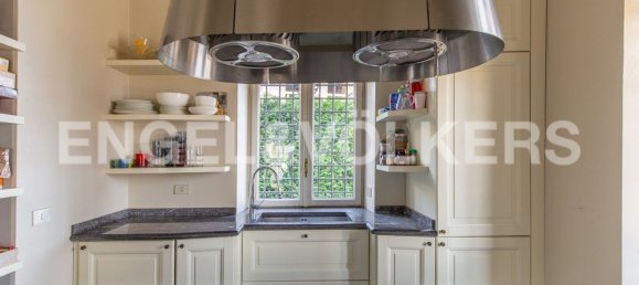 13 rooms Villa in Stresa, Italy No. 104961 5