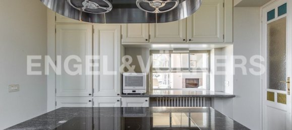 13 rooms Villa in Stresa, Italy No. 104961 6