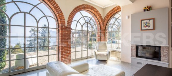 13 rooms Villa in Stresa, Italy No. 104961 8
