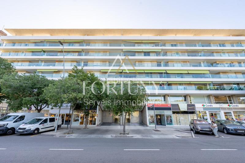 3 bedrooms Penthouse in Reus, Spain No. 255169