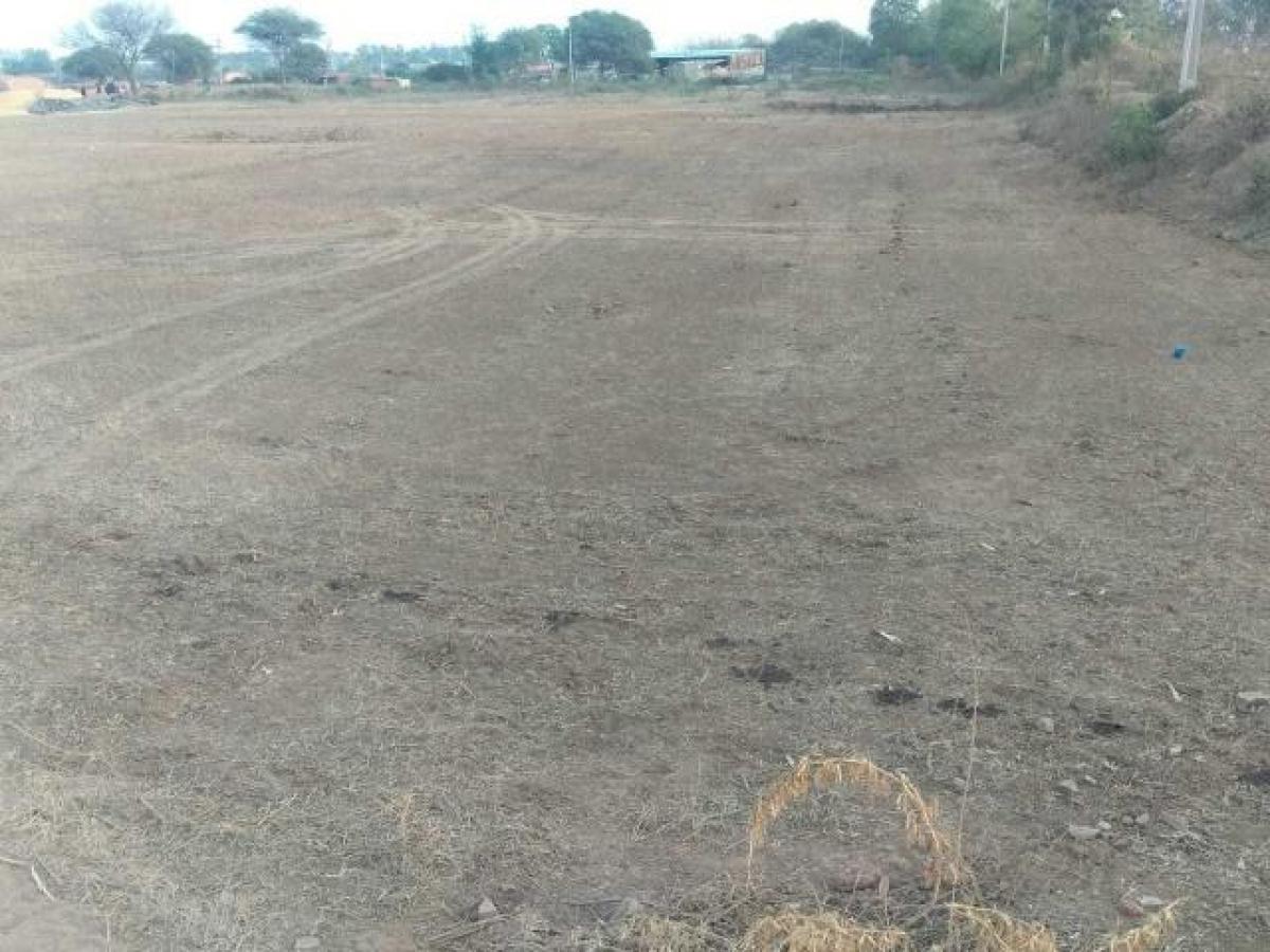 Terreno em Hyderabad, India N.º 39378