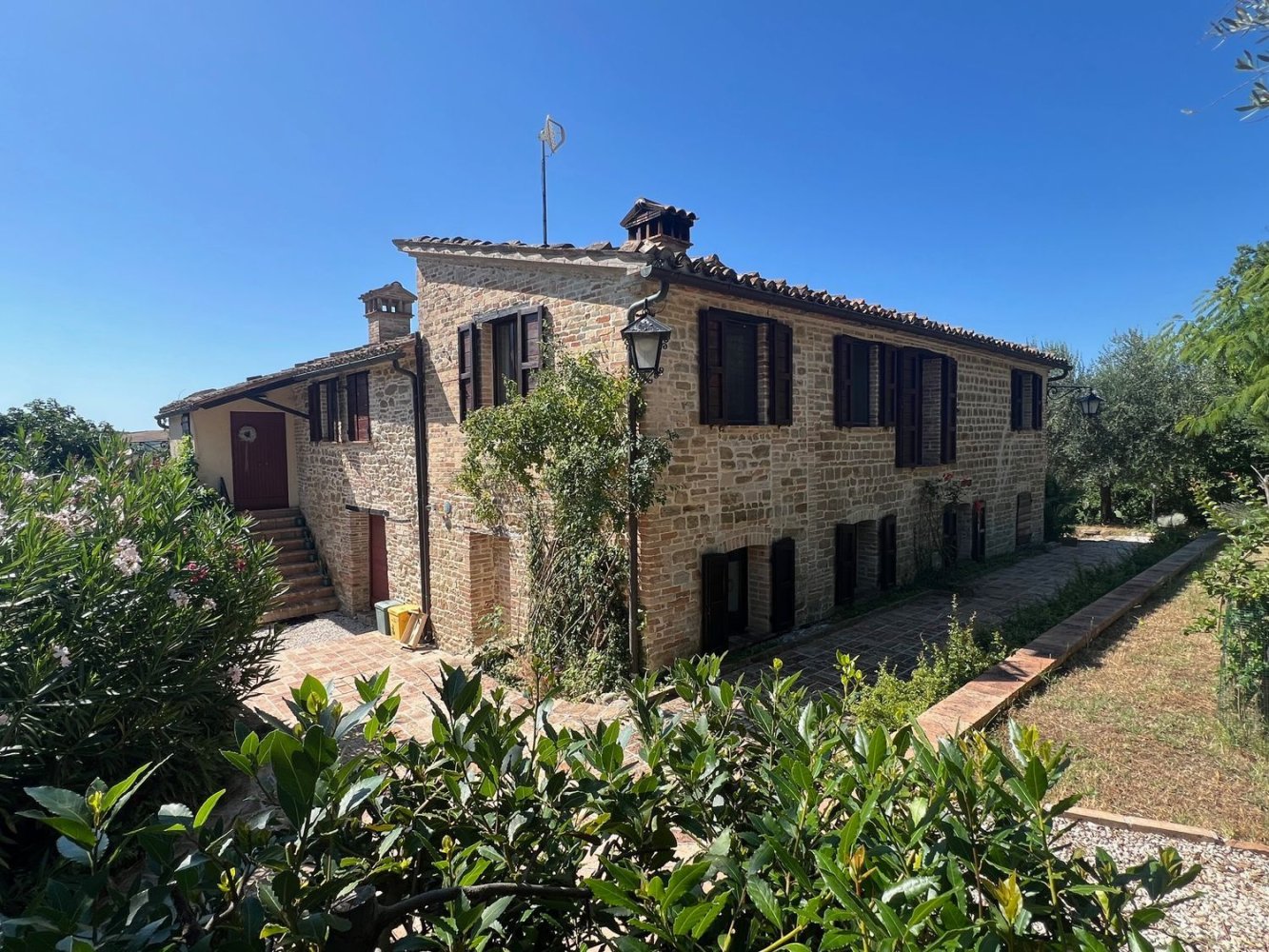 14 rooms House in Arcevia, Italy No. 289932
