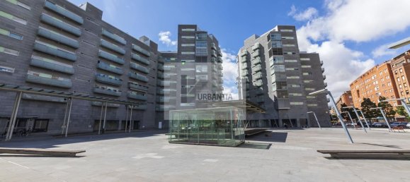 3 Schlafzimmer Wohnung in Chartered Community of Navarre, Spain, Nr. 182368 2