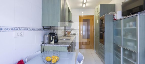 3 Schlafzimmer Wohnung in Chartered Community of Navarre, Spain, Nr. 182368 17
