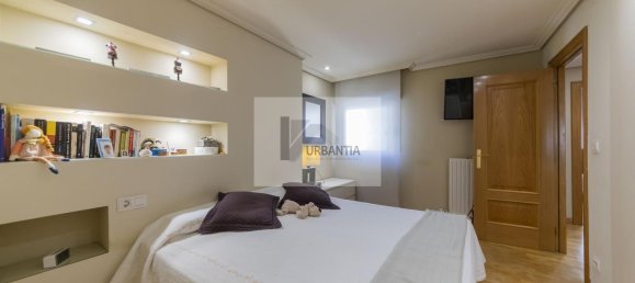 3 Schlafzimmer Wohnung in Chartered Community of Navarre, Spain, Nr. 182368 24