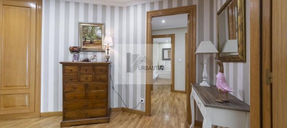 3 Schlafzimmer Wohnung in Chartered Community of Navarre, Spain, Nr. 182368 20