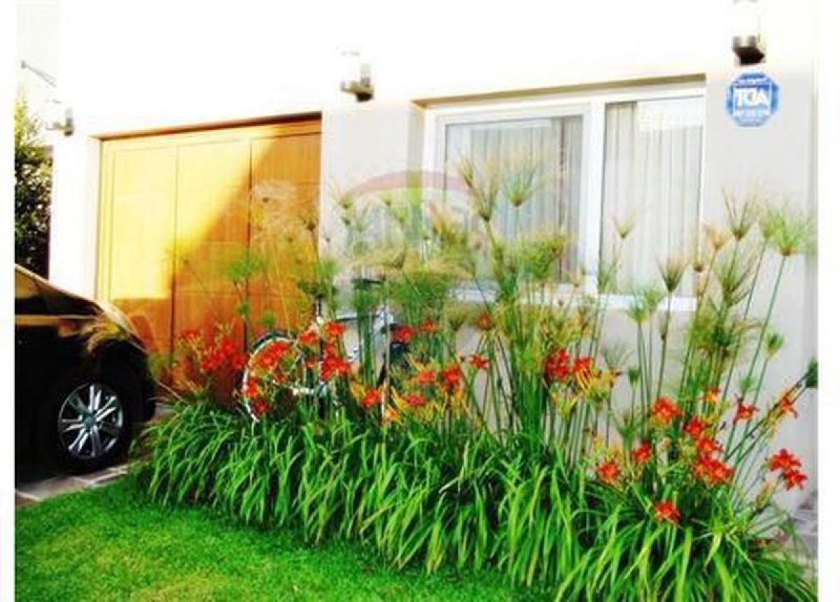 4 bedrooms House in Tigre, Argentina No. 57904