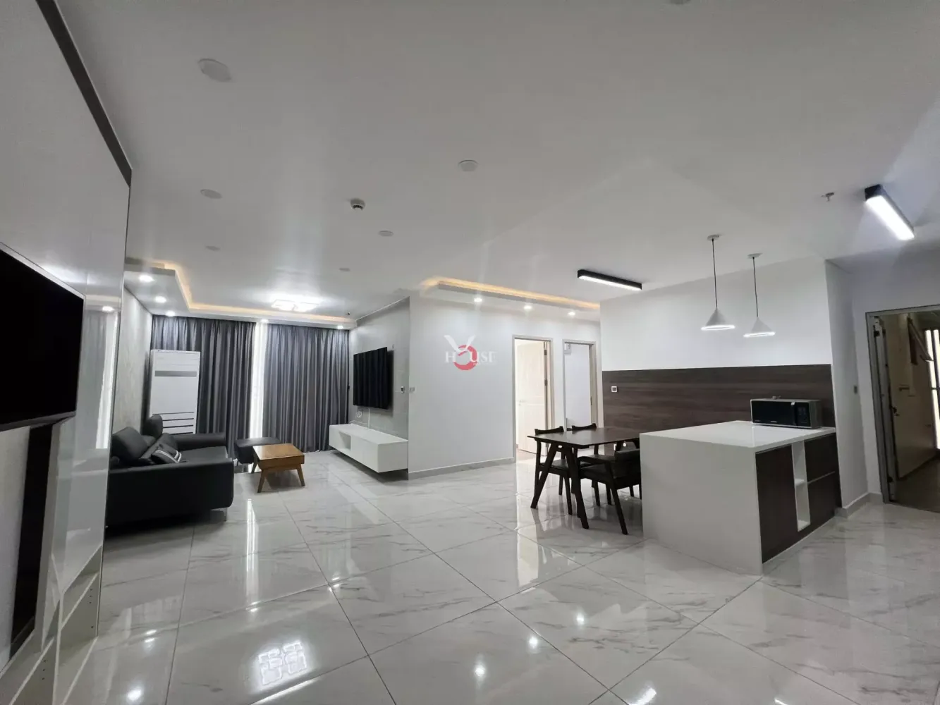 3 bedrooms Apartment in District 7, Vietnam No. 10071