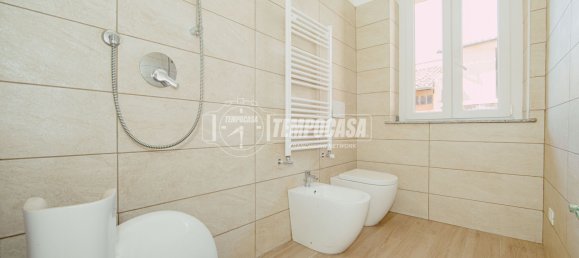 3-salle Appartement à Robbio, Italy No. 291087 7