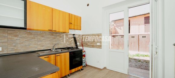 3-salle Appartement à Robbio, Italy No. 291087 3