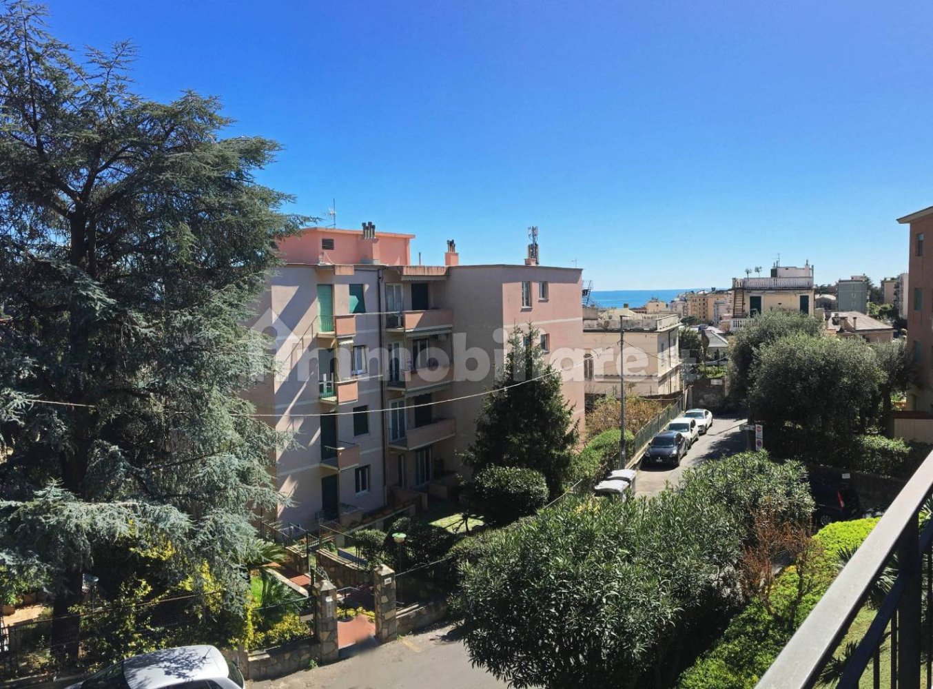 3 Schlafzimmer Wohnung in Genoa, Italy, Nr. 352421