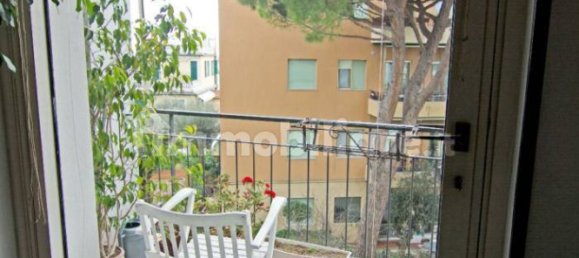 3 Schlafzimmer Wohnung in Genoa, Italy, Nr. 352421 17