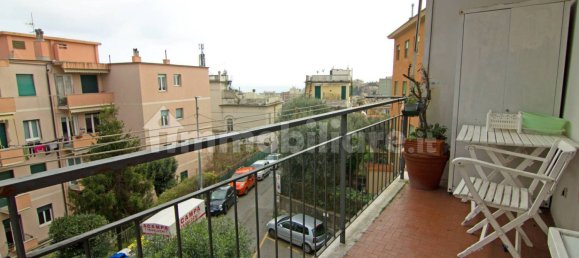3 Schlafzimmer Wohnung in Genoa, Italy, Nr. 352421 11