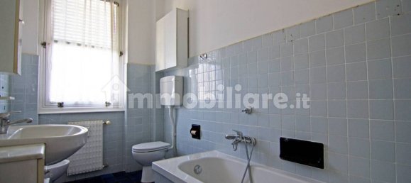 3 Schlafzimmer Wohnung in Genoa, Italy, Nr. 352421 18