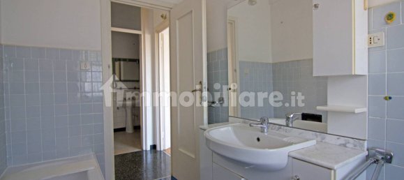 3 Schlafzimmer Wohnung in Genoa, Italy, Nr. 352421 19
