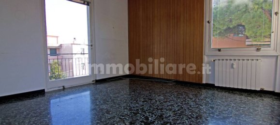 3 Schlafzimmer Wohnung in Genoa, Italy, Nr. 352421 6