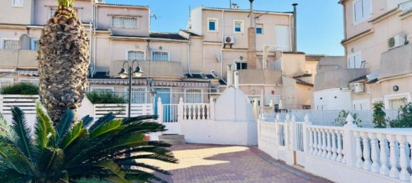 3 bedrooms House in Mil Palmeras, Spain No. 138044 27