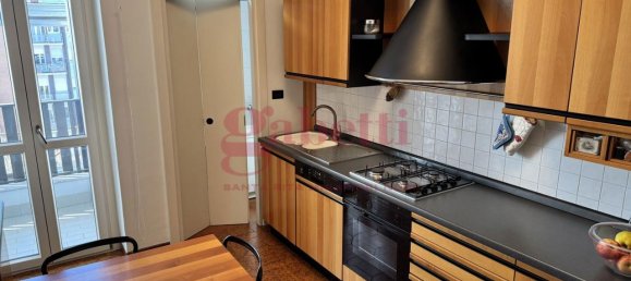 3-salle Appartement à Turin, Italy No. 40800 22