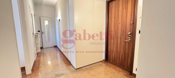 3-salle Appartement à Turin, Italy No. 40800 17