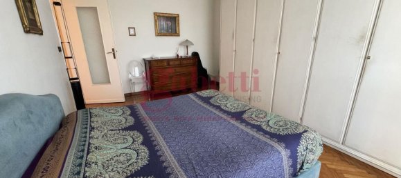 3-salle Appartement à Turin, Italy No. 40800 30