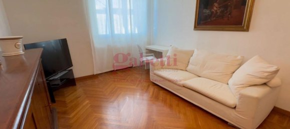 3-salle Appartement à Turin, Italy No. 40800 20