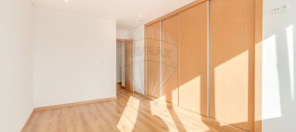 2 Schlafzimmer Wohnung in Lisbon, Portugal, Nr. 352869 10