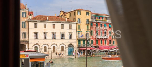 3 bedrooms Apartment in Venice, Italy No. 107456 13