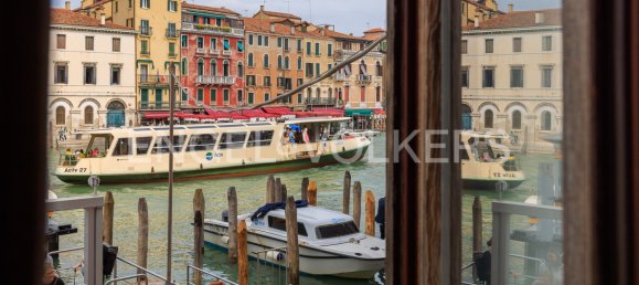 3 bedrooms Apartment in Venice, Italy No. 107456 16