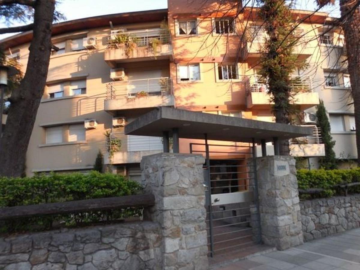 2 bedrooms Apartment in Lomas de Zamora, Argentina No. 96292
