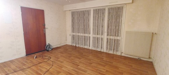 1 bedroom Apartment in Draveil, France No. 175620 2
