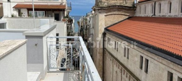 Apartamento de 2 dormitorios en Mola di Bari, Italy No. 317326 2