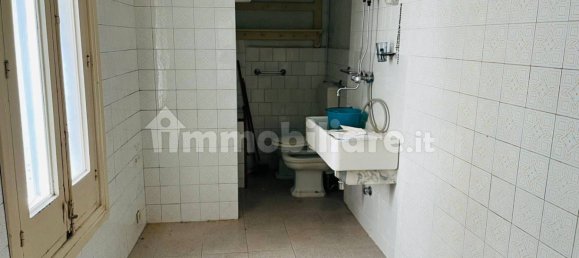 Apartamento de 2 dormitorios en Mola di Bari, Italy No. 317326 21