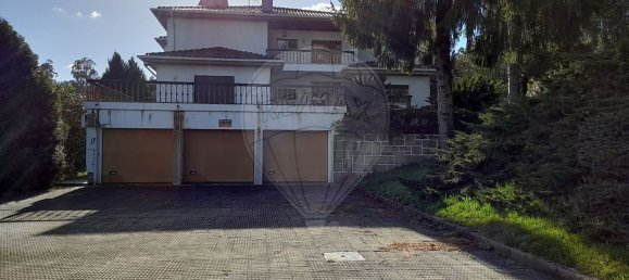 4 Schlafzimmer Haus in Santa Maria da Feira, Portugal, Nr. 165232 2