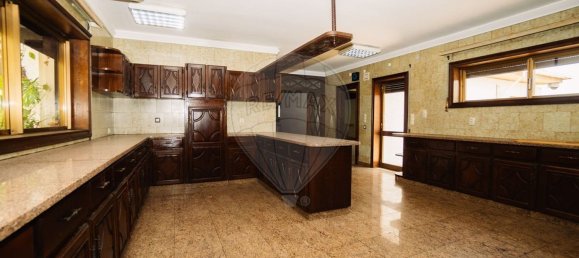 4 Schlafzimmer Haus in Santa Maria da Feira, Portugal, Nr. 165232 23