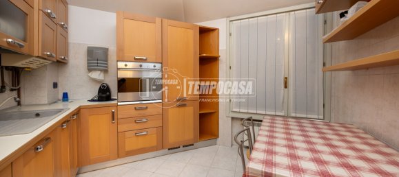 3 rooms Apartment in Masate, Italy No. 286575 21