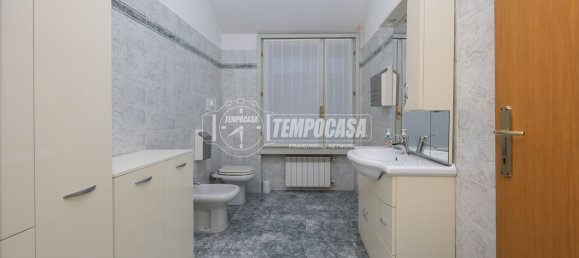 3 rooms Apartment in Masate, Italy No. 286575 10