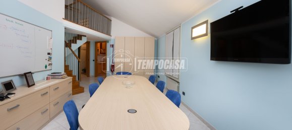3 rooms Apartment in Masate, Italy No. 286575 4