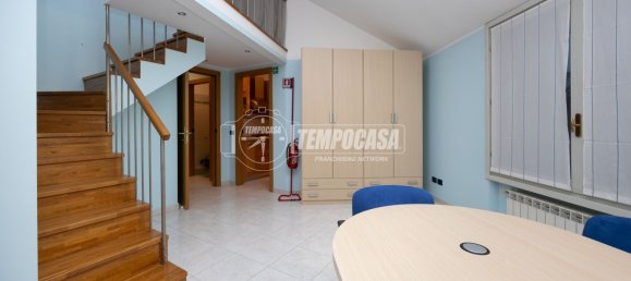 3 rooms Apartment in Masate, Italy No. 286575 18